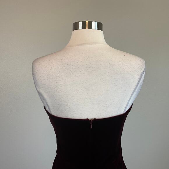 Betsy & Adam Women's Cocktail Dress Size 4 Burgundy Red Velvet Strapless Sheath - Picture 8 of 14